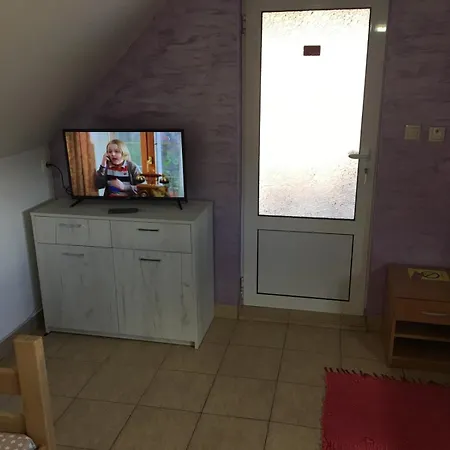 Ostello Banja Gornja Trepca-smestaj Grof