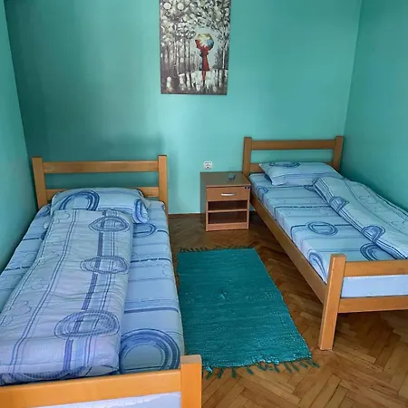 Albergue Banja Gornja Trepca-smestaj Grof Gornja Trepča