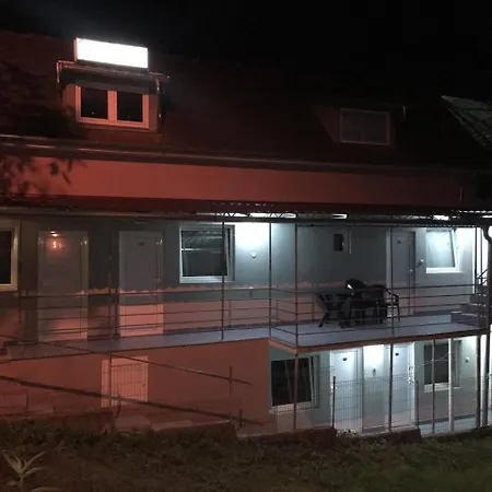 Hostel Banja Gornja Trepca-smestaj Grof *