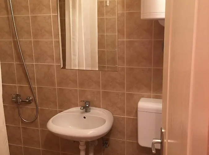 Banja Gornja Trepca-smestaj Grof Hostel Gornja Trepča